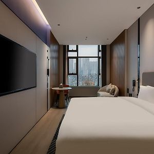 Standard King Room River View